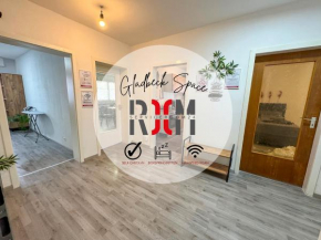 Serviceroom24 - Space in Gladbeck WLAN - Smart-TV - 24-7 Check-in und Küche